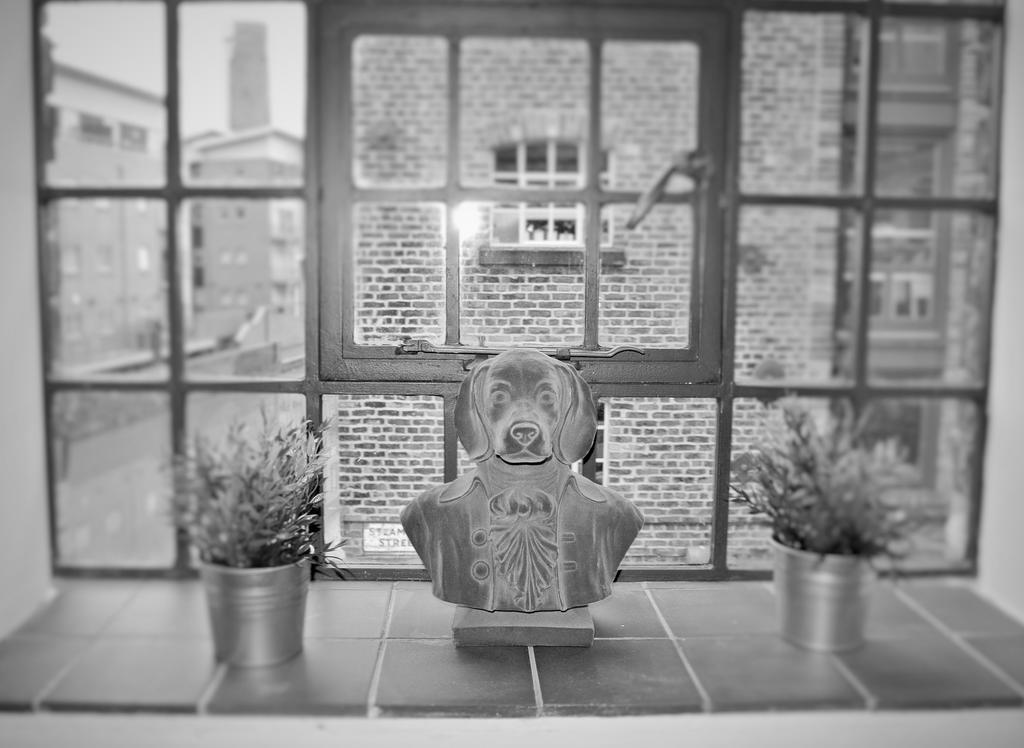 Oyo Approved Serviced Apartments Steam Mill Chester Bagian luar foto